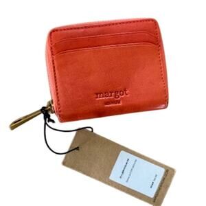 NWT Margot New York Dana Leather Small Zip Around Wallet Orange